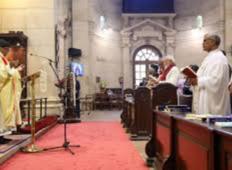 PM Modi Joins Christmas Morning Service at Delhi Church